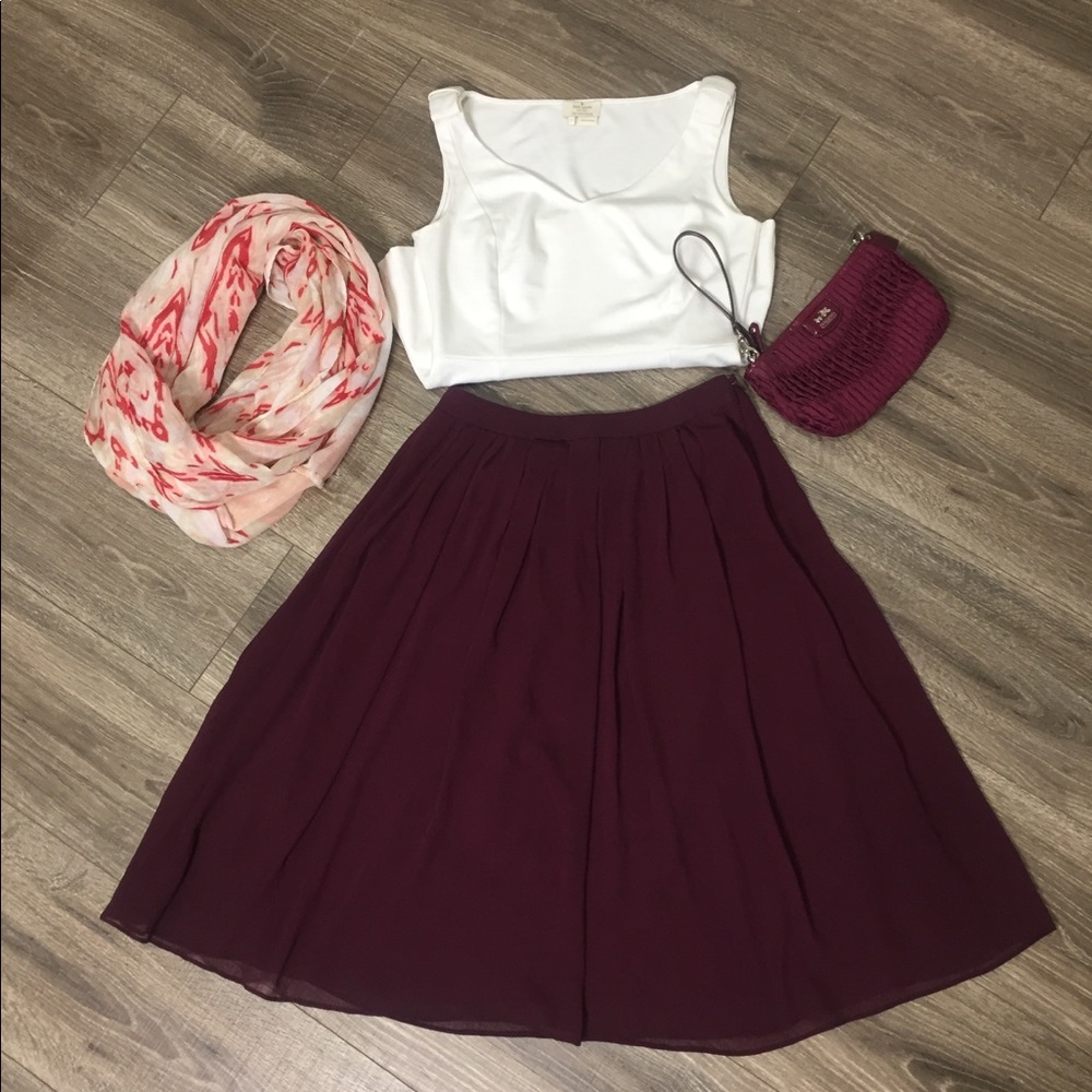WHBM Burgundy Pleated Skirt (Sz 2)